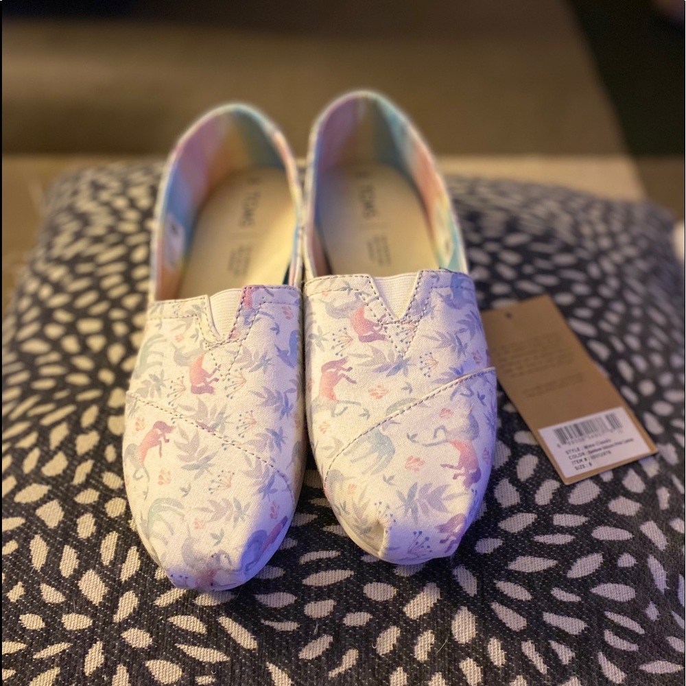 Tom’s shoes. Unicorn pastel size